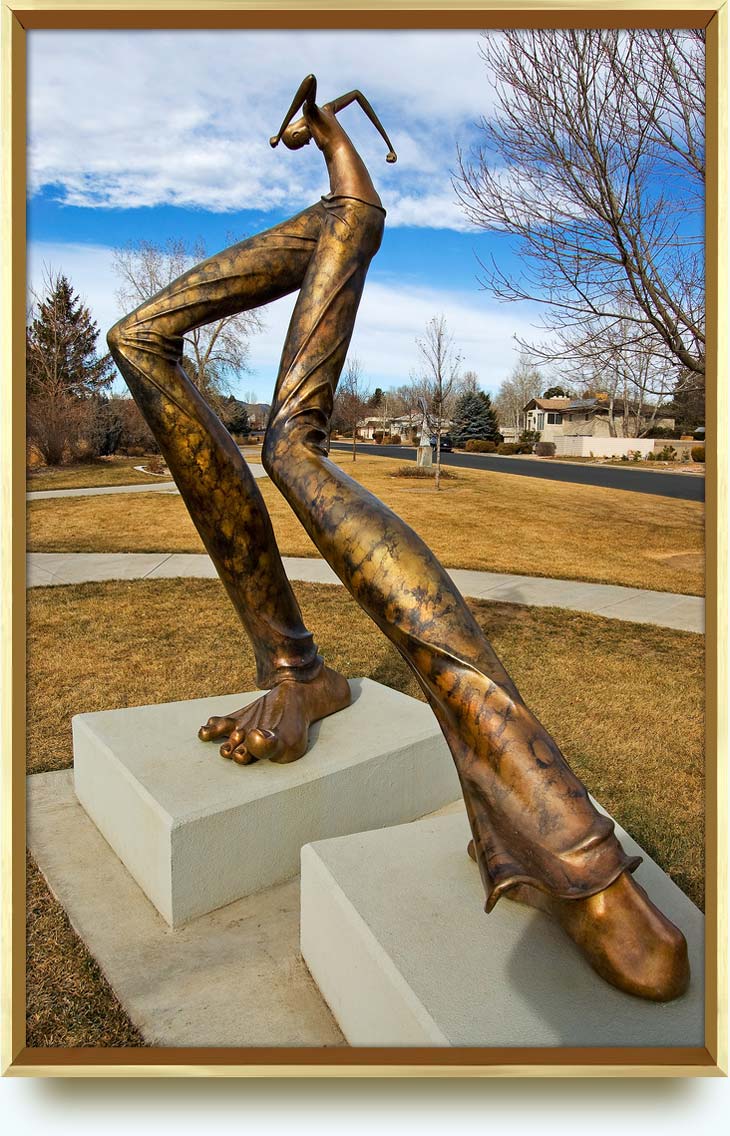 Todji Kurtzman (b. 1970 in San Francisco, US). Monument in Right Feet Major. 2007. 8×4×9 feet. Bronze. Benson Park Sculpture Garden, Loveland High Plains Art Council, Loveland, Colorado, US.
